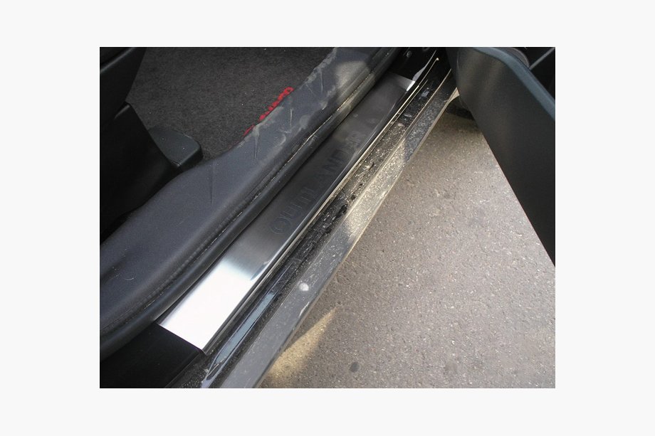 Mitsubishi Outlander 2006-2012 Cubiertas de estriberas Nataniko (4 uds, acero inoxidable) Premium - Cinta 3M, 0.8 mm Image