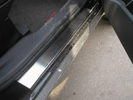 Mitsubishi Outlander 2006-2012 Cubiertas de estriberas Nataniko (4 uds, acero inoxidable) Premium - Cinta 3M, 0.8 mm foto 1