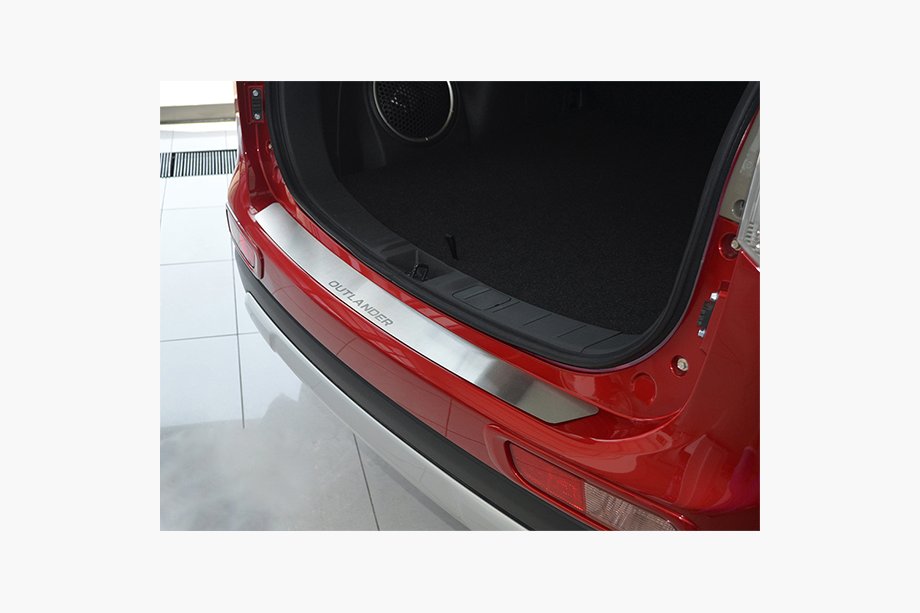 Mitsubishi Outlander 2012-2021 Protector de parachoques trasero Nataniko (acero inoxidable) Image