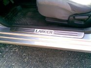 Mitsubishi Lancer 9 2004-2008 Embellecedores de umbral OmsaLine (4 uds, acero inoxidable) foto 2