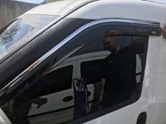 Fiat Doblo II 2010-2022 Deflectores de ventana con moldura cromada (4 uds, Niken) foto 3