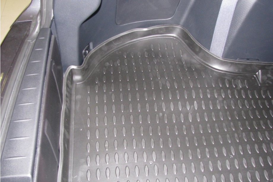 Citroen C-Crosser 2007-2013 (2007↗) Alfombrilla de maletero de goma (Novline) SUV Image