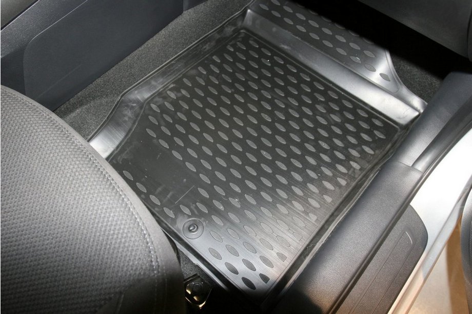 Kia Cerato 2 2010-2013 Alfombrillas de goma 3D para interior (4 uds, Novline) Koup Foto 1