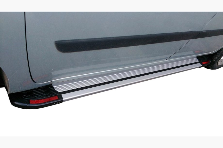 Renault Kangoo 2008–2020 Estribos Laterales Rainbow (2 uds, aluminio) Image