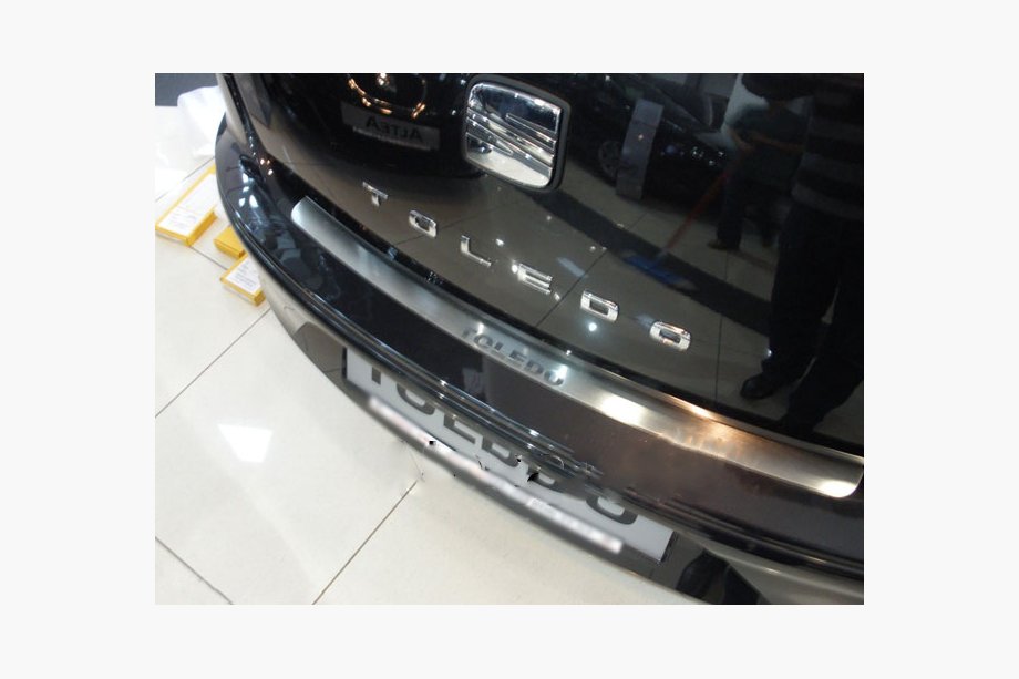 Seat Toledo 2005-2012 Protector de Parachoques Trasero Nataniko (Acero Inoxidable) Foto 1