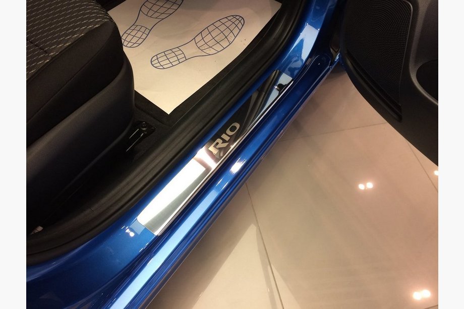Kia Rio 2005-2011 Protector de umbral Natanika Standard (4 uds, acero inoxidable) Image