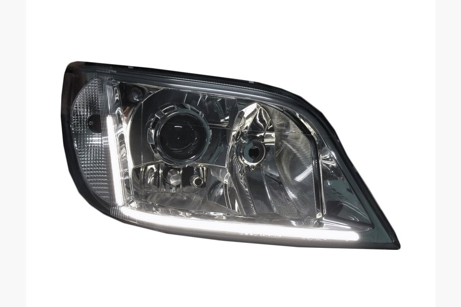Mercedes Sprinter W901/902/903/904/905 1995–2006 Faros delanteros con 1 lente ↗ LED (2 uds, Taiwan) Image
