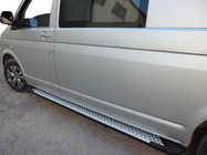 Volkswagen T5 2010-2015 Estribos laterales tipo X5 (2 uds., aluminio) foto 1