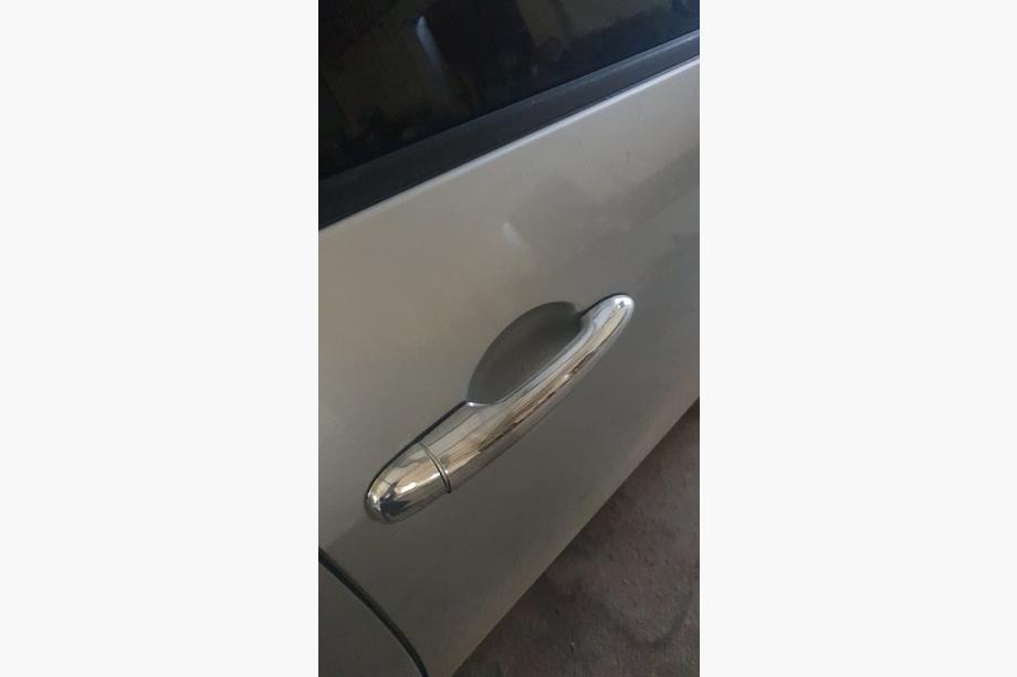 Nissan Primera P12 2002–2007 Cubiertas Cromadas para Manijas de Puerta (4 uds, Acero Inoxidable) Image