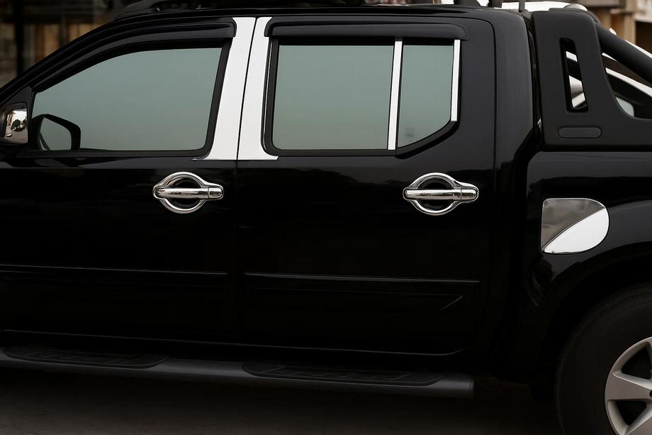 Nissan Navara 2006-2015 Cubiertas de pilares cromadas (6 uds, acero inoxidable) Image