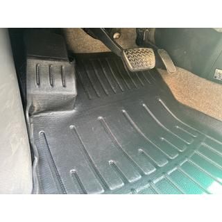 Alfombrillas de goma Stingray 3D (5 uds, poliuretano) Toyota Land Cruiser Prado 120 2002-2009 foto 4