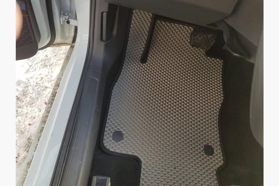 Volkswagen Jetta 2018- Alfombrillas EVA (Gris) Image