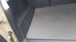 Toyota FJ Cruiser 2006-2022 Alfombrilla de maletero (EVA, Negro) foto 3