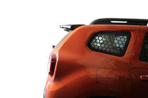 Dacia Duster 2018-2024 Cubiertas de ventanas traseras OmsaLine (2 uds, ABS) foto 1