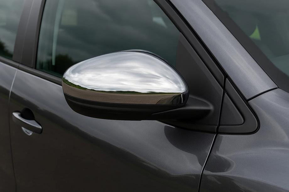 Dacia Sandero 2021- Cubiertas de Espejos (2 uds, Acero Inoxidable) Image