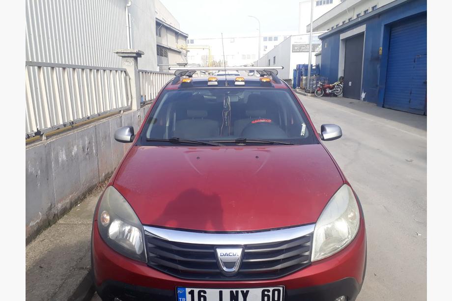 Renault Sandero 2007-2013 Visera de Parabrisas (LED, Negro Mate) Foto 2