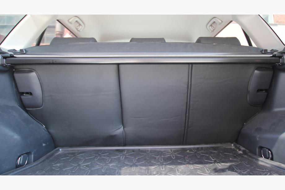 Toyota Rav 4 2019–2025 Fundas de Asientos Coche Piel Sintetica+Tela+Alcantara Antara A0010 (Juego Completo) Foto 3