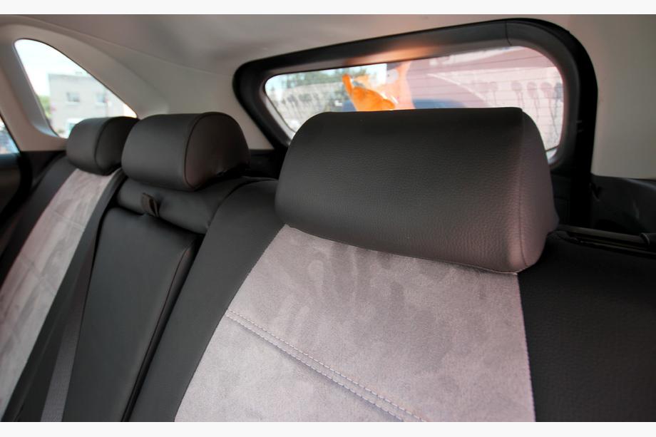Toyota Rav 4 2019–2025 Fundas de Asientos Coche Piel Sintetica+Tela+Alcantara Antara A0010 (Juego Completo) Foto 11