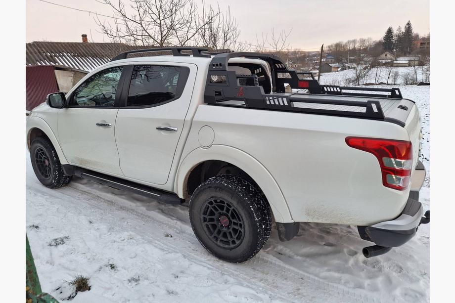 Mitsubishi L200 2015-2024 Barra antivuelco Dakar Image