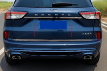 Ford Kuga/Escape 2019- Moldura maletero acero inoxidable foto 1