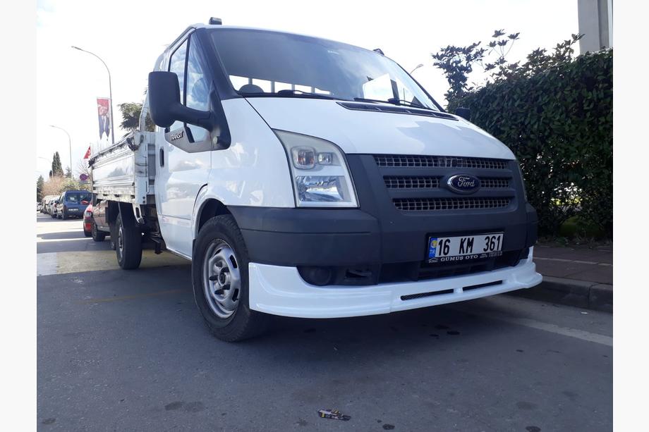 Ford Transit 2000–2014 Labio inferior de parachoques delantero (2006-2014, estrecho) Image