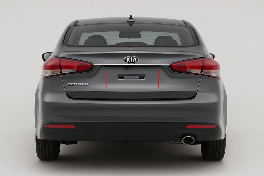 Kia Cerato 3 2013-2018 Moldura cromada sobre la matrícula para Sedan (acero inoxidable) Image