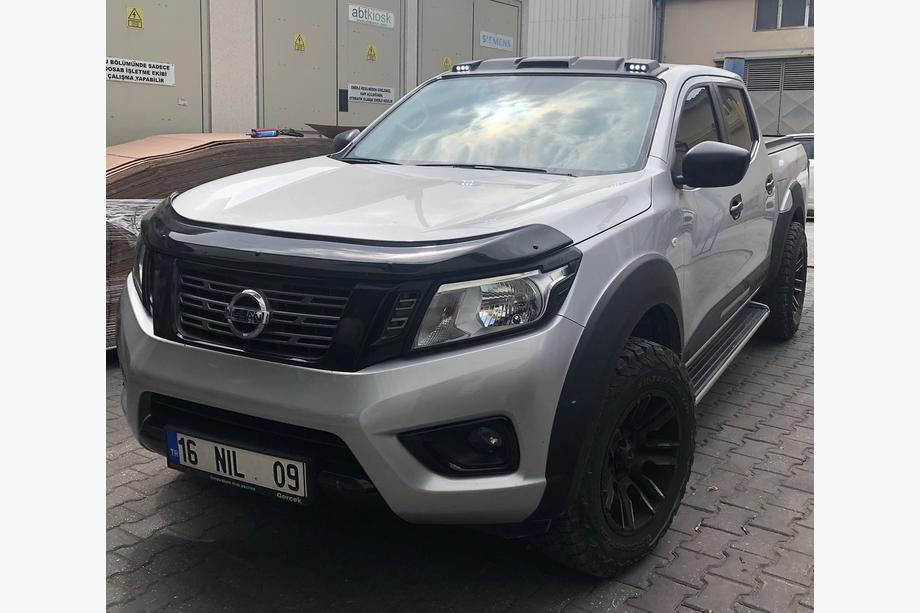 Nissan Navara/NP300 2016- Visera de Parabrisas (Meliset LED V1) Foto 3