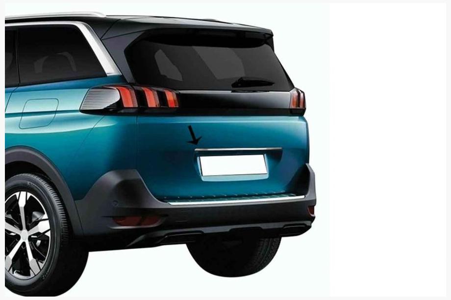 Peugeot 5008 2016-2023 Moldura cromada sobre la matrícula OmsaLine (acero inoxidable) Image