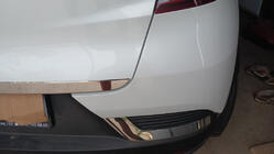 Renault Captur 2019- Moldura maletero acero inoxidable foto 5