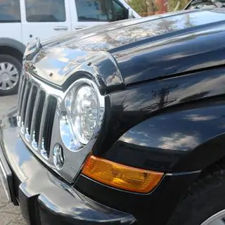 Deflector de capó (EuroCap) Jeep Cherokee/Liberty 2002-2007 foto 4