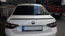 Skoda Superb 2015-2024 Alerón (imprimado para pintar) foto 3