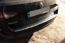 Skoda Superb 2015-2024 Protector de Parachoques Trasero SW Acero Inoxidable foto 7