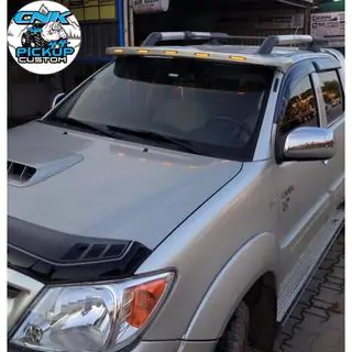 Visera Parabrisas (Meliset LED) Toyota Hilux 2015- foto 1