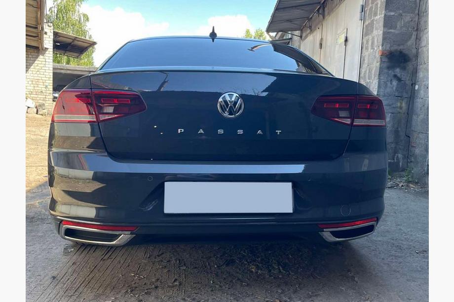 Volkswagen Passat B8 2015-2023 Embellecedores de escape V2 SD/SW (2019+, 3 uds, acero inoxidable) Foto 1