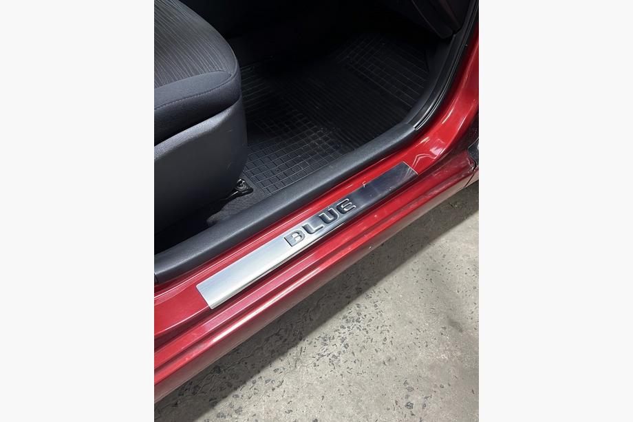 Hyundai Accent 2011-2017 Embellecedores de umbral Carmos Blue V2 (4 uds, acero inoxidable) Foto 3