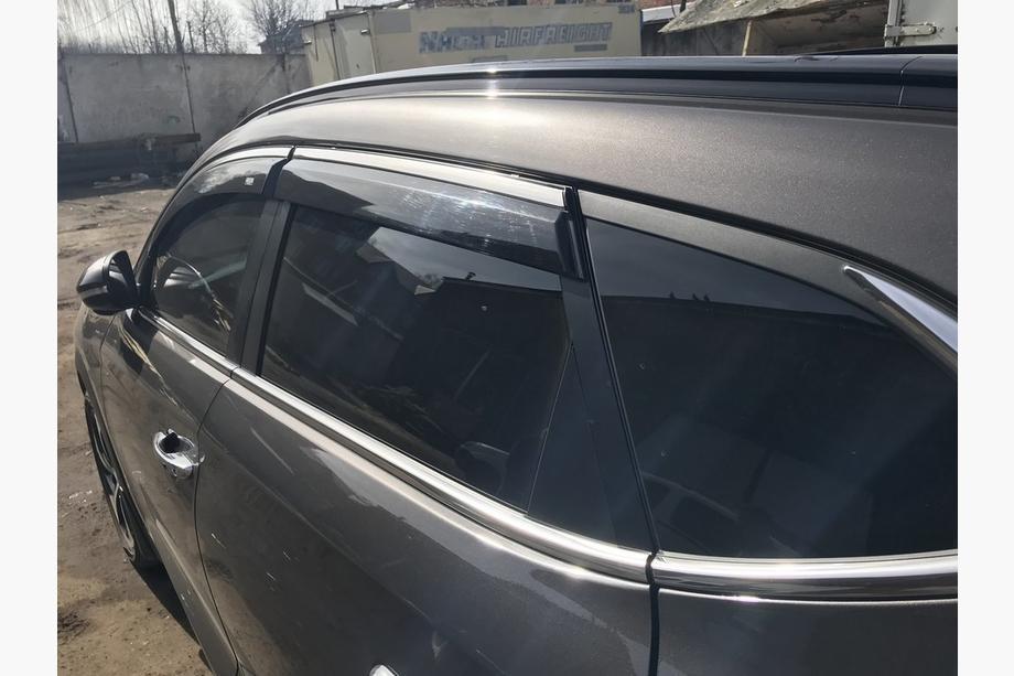 Hyundai Tucson TL 2016-2021 Deflectores de ventana con tira cromada (4 uds, Niken) Foto 3
