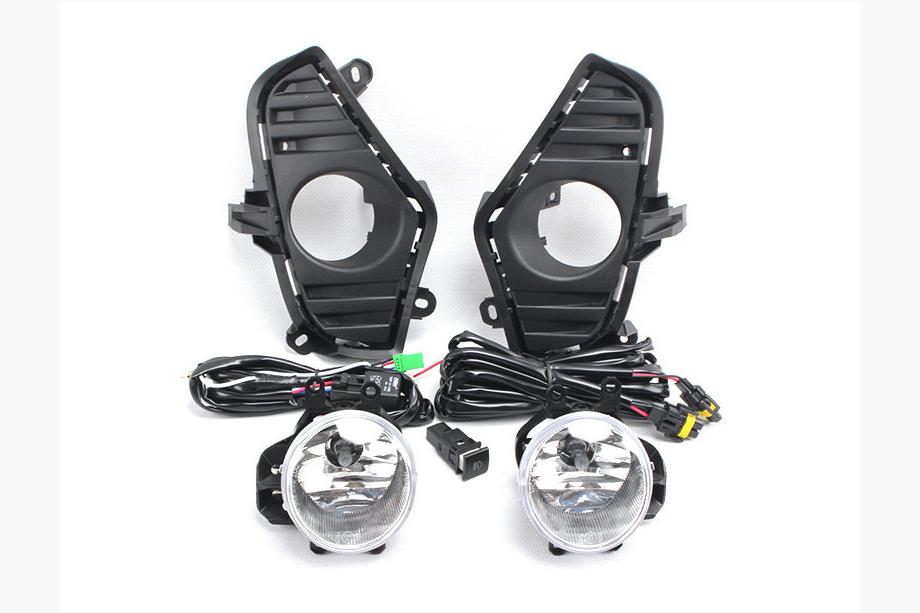 Toyota Rav 4 2019–2025 Faros Antiniebla (2 uds, Halógenos) Image