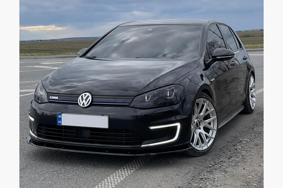 Volkswagen Golf 7/E-Golf 2012-2020 Faldones Laterales (Plástico ABS) Image