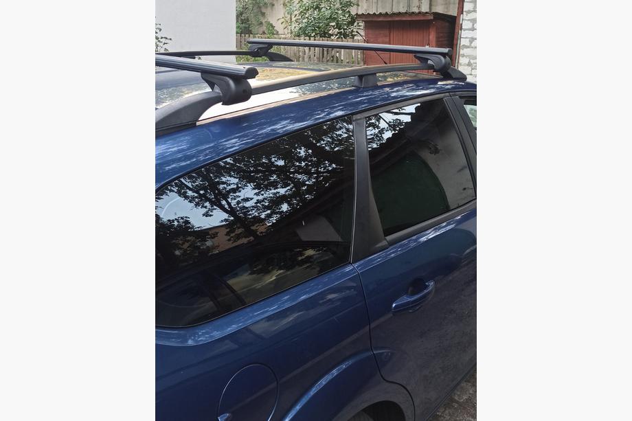 Ford Focus II 2008-2011 Barras de techo para rieles estándar con llave Bold Bar V1 (2 uds) Foto 2
