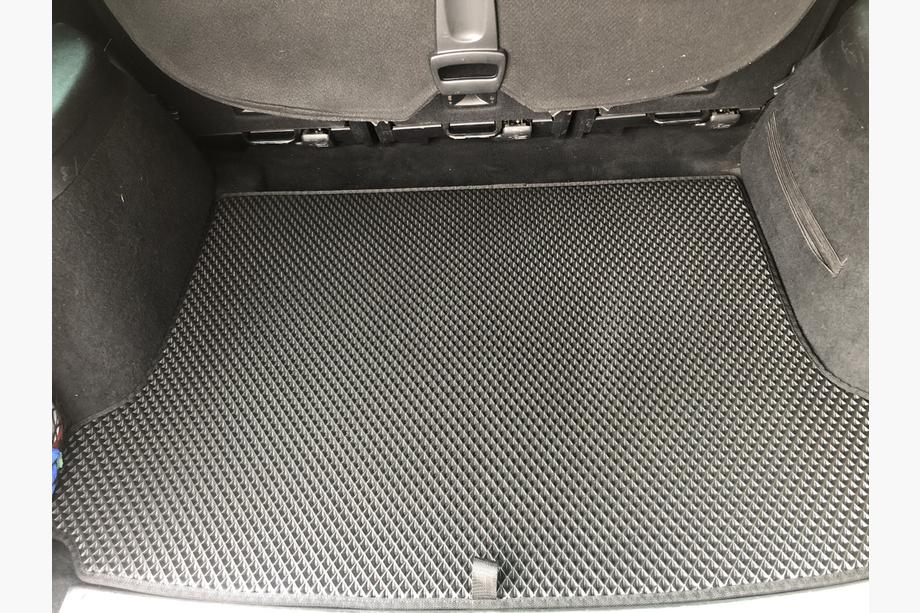 Peugeot 308 2007-2013 Alfombrilla de maletero SW (EVA, Negro) Image