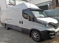 Iveco Daily 2014- Visera de parabrisas V2 (negro brillo, 5mm) foto 7