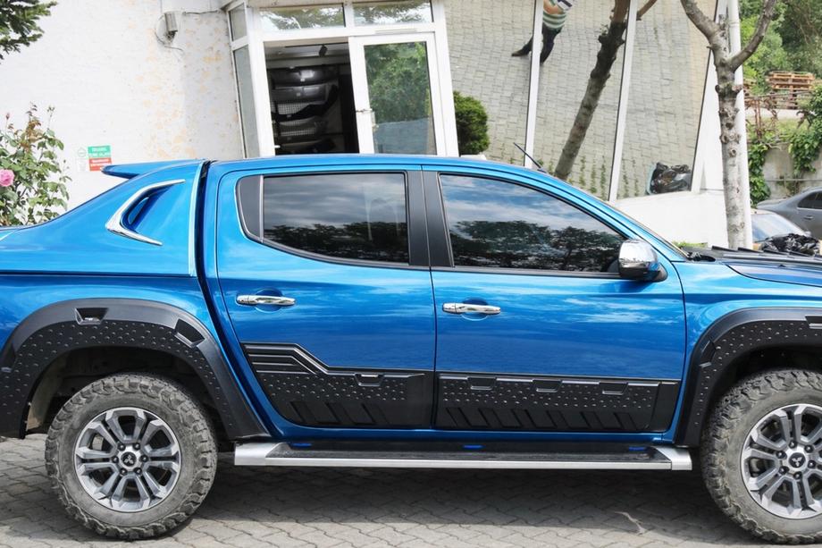 Fiat Fullback 2016- Molduras de puertas EuroCap (6 uds, ABS) Image