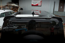 Land Rover Defender 2019- Alerón (Carbono) foto 3
