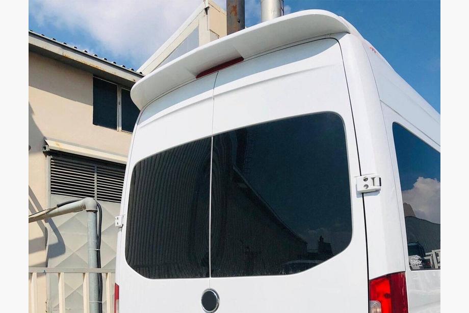Mercedes Sprinter W906 2006–2018 Alerón Anatomik (modelo ancho, imprimado para pintar) Image
