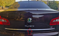 Skoda Superb 2009-2015 Inscripción Superb 2009-2013 (170 x 30mm) foto 3