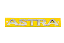 Opel Astra G classic 1998-2012 Emblema Astra (133mm x 18mm) foto 2