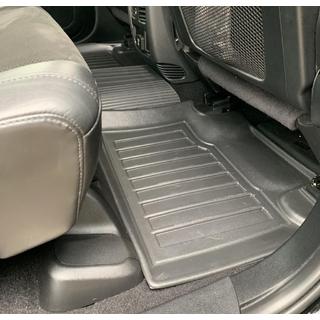 Alfombrillas de goma Stingray 3D (5 uds, poliuretano) Jeep Grand Cherokee WK2 2010-2021 foto 4