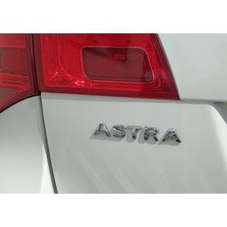 Emblema Astra 5177042 (120mm x 17mm) Opel Astra J 2009-2015 foto 1