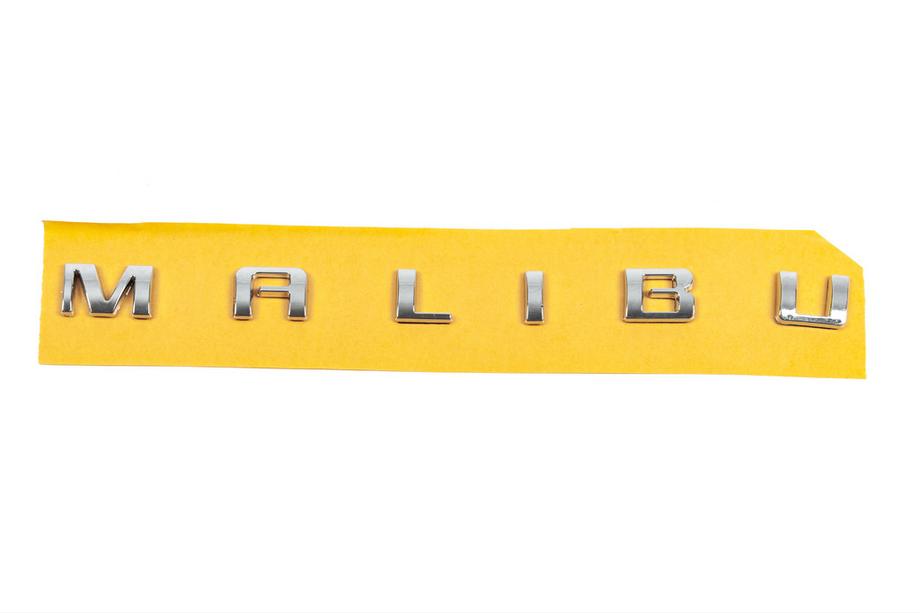 Chevrolet Malibu 2011-2018 Inscripción Malibu 84290798 (256mm x 18mm) Image