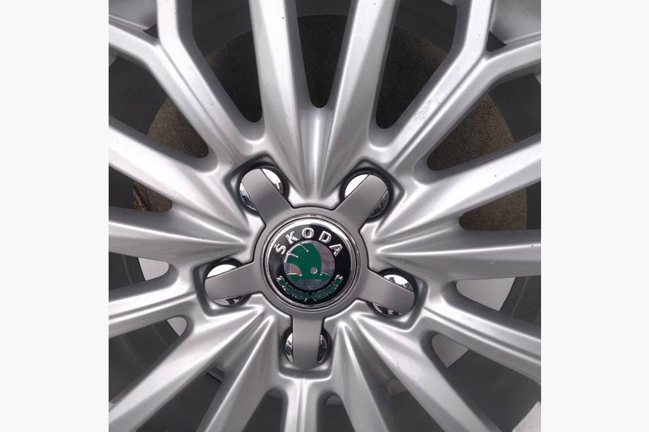 Skoda Pegatinas para llantas 56mm J1009 (4 uds) Image